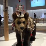 アイヌ文化発信拠点「ウポポイ」全容公開　でも開業未定