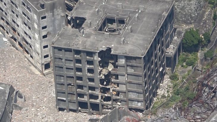 軍艦島、鉄筋コンクリアパートの一部崩落　強風や大雨で