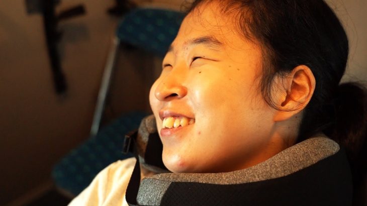 「助けての声、伝えたい」　盲ろうの女性、孤独と気づき