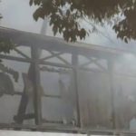 民家火災で住人が煙吸い病院搬送　大阪・柏原