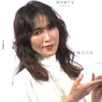 工藤静香、美の秘訣は「毎朝コップ1杯の水」（発表会 every frecious mini／工藤静香）