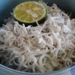 徳島・和田島のシラス　目がぱっと開く新鮮さ