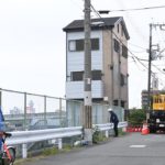 西成の民家撤去始まる　倒壊恐れの１棟