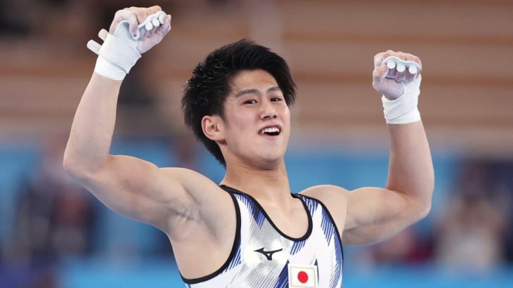 【五輪連続写真】体操男子個人総合決勝　橋本大輝が金メダル