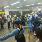 車内で乗客が刺され騒然とする小田急線祖師谷大蔵駅