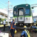大阪・京阪電鉄で事故復旧訓練　水害による脱線を想定