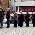 トルコで通貨リラが急落して混乱が広がっている