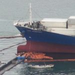 博多港の堤防に衝突した貨物船を撤去　燃料油の除去作業は難航