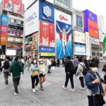 緊急事態宣言全国拡大から２年　大阪・ミナミの様子