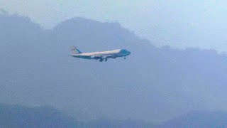 バイデン大統領搭乗のエアフォース・ワン、３年ぶりに飛来