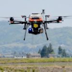 ドローンを使って「空から」田植え　元SEが実証実験始める