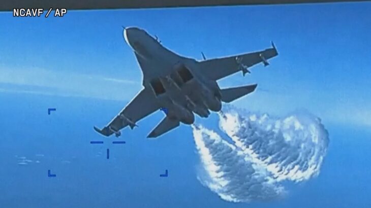 ロシア、偵察機残骸一部回収か　米軍が衝突の位置公表