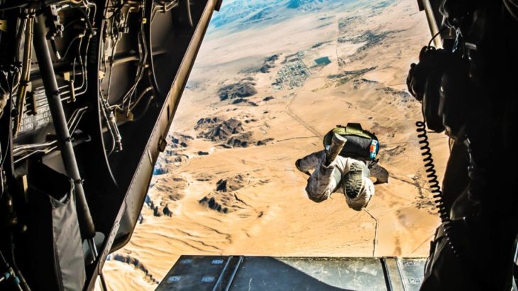 US Marines Free-fall & Amphibious Infiltration during Castaway 21.1 at Okinawa, Japan | MFA